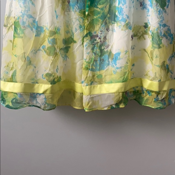 TAHARI Watercolor Dress With Ribbon Detail - Picture 7 of 7